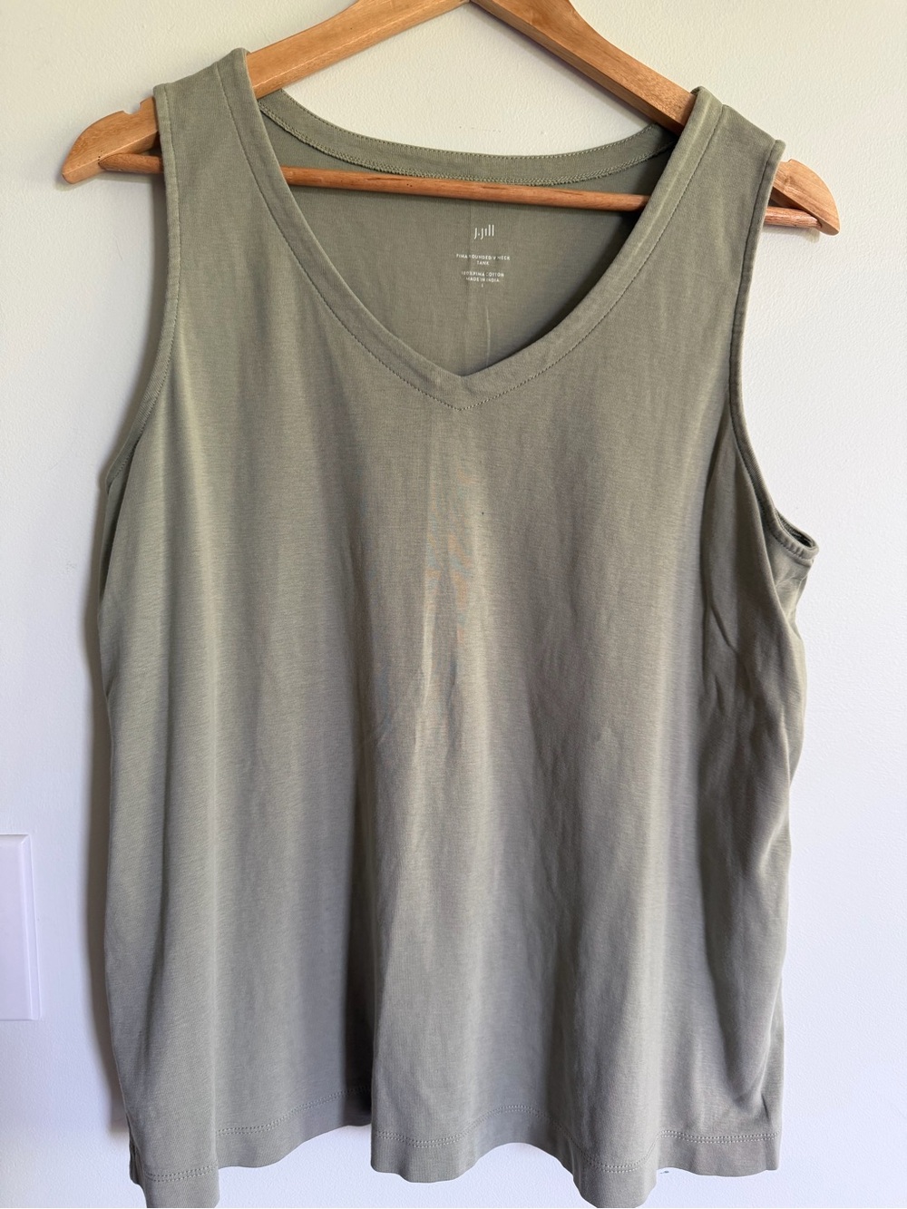 J. Jill Light Pima Cotton Olive Rounded V Neck Tank Earthy Natural Fibers Basic
